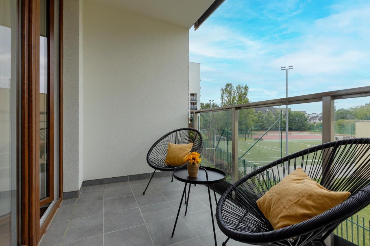 Stunning Family Apartment Ursynow With Parking & Balcony By Noclegi Renters 华沙 外观 照片